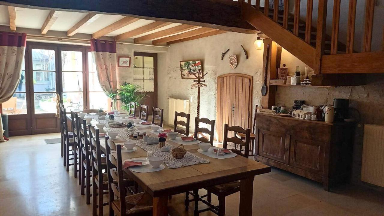 Le Clos Du Merry Joux-la-Ville エクステリア 写真