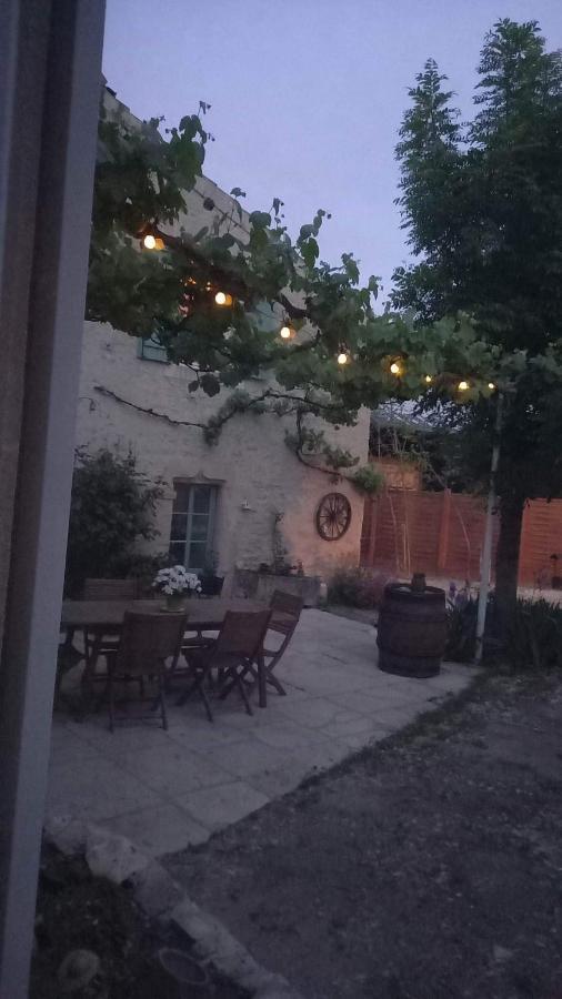 Le Clos Du Merry Joux-la-Ville エクステリア 写真